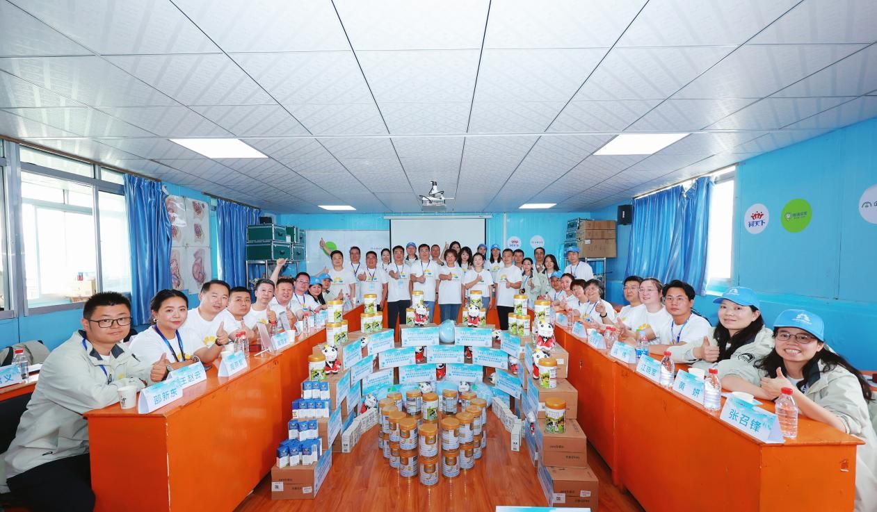 5-公益团交流研讨现场。