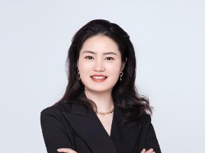 佳贝艾特黄丹：计算机专业转行做销售，如今她带领团队“战果累累”